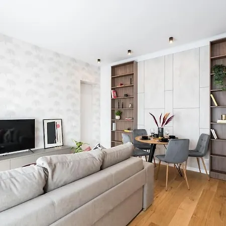 Magenta 1br Near Aviatiei *