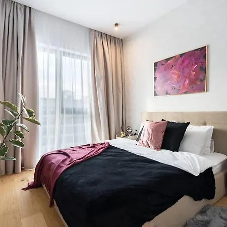 Magenta 1br Near Aviatiei Bucharest