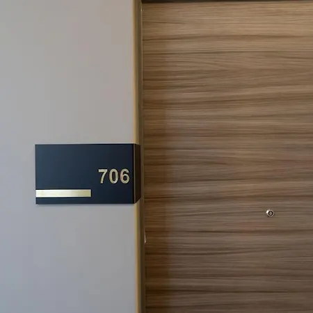 Magenta 1br Near Aviatiei Bucharest