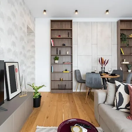 Magenta 1br Near Aviatiei Apartment *