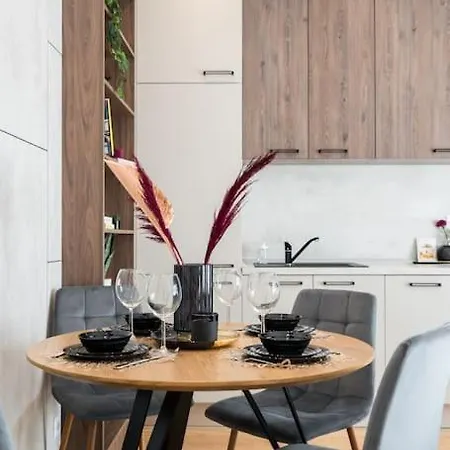 Magenta 1br Near Aviatiei * Bucharest